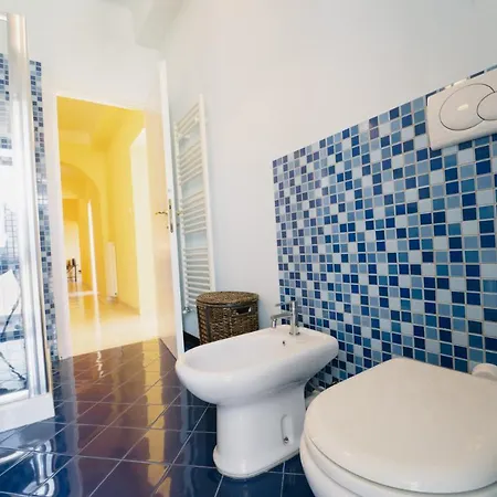 Elegant In The Center By Wonderful Italy Daire Sanremo