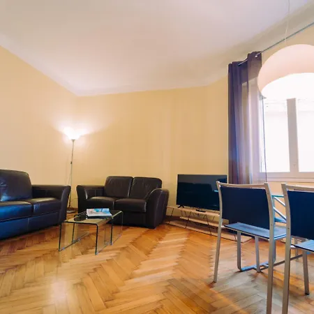 Elegant In The Center By Wonderful Italy Daire Sanremo