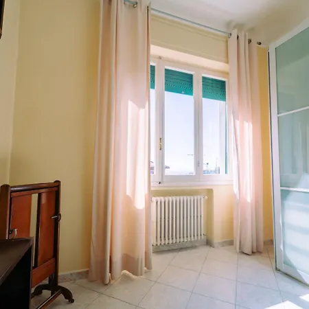 Elegant In The Center By Wonderful Italy * Sanremo